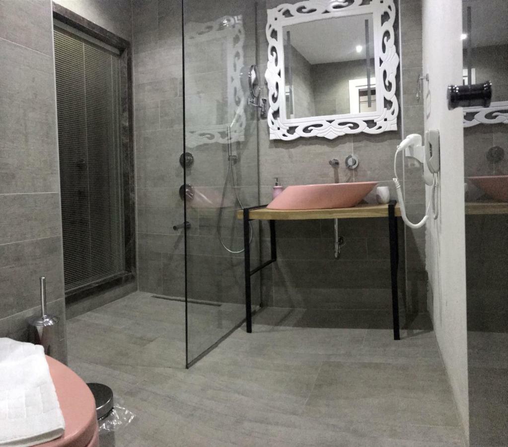 Ferush Boutique Hotel Urla Extérieur photo